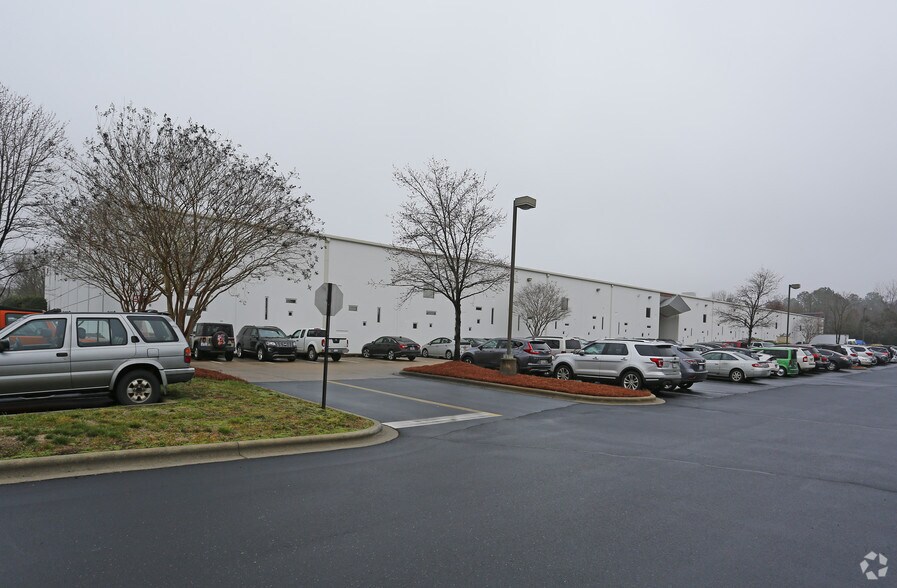 More Photos Of 3318 Lakemont Blvd, Fort Mill Office For Lease