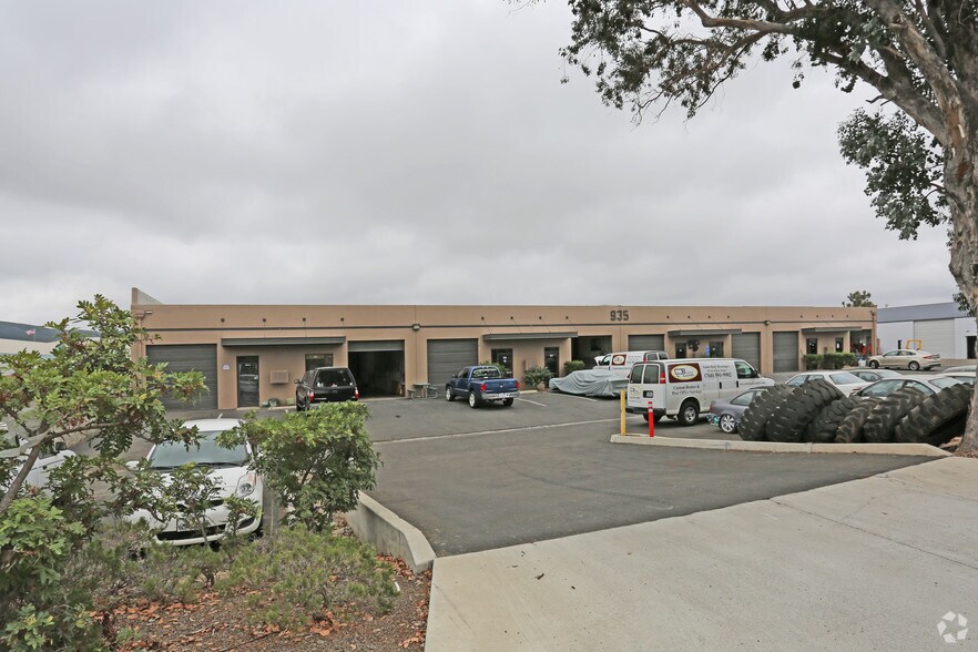 More Photos Of 935 Bailey Ct, San Marcos Service For Lease