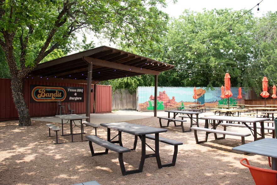 More Photos Of 2769 Nacogdoches Rd, San Antonio Daycare Center For Sale