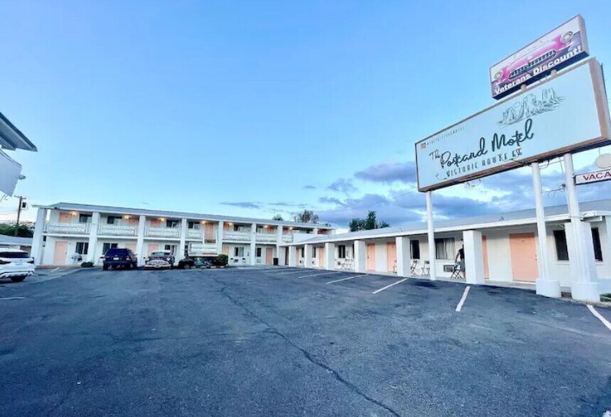 More Photos Of 22430 W Old Highway 66, Seligman Hotel For Sale