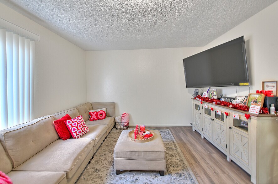 More Photos Of 275-299 Monte Vista St, La Habra Apartments For Sale