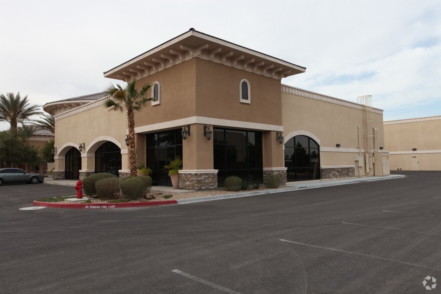 More Photos Of 4315 N Rancho Dr, Las Vegas Loft Creative Space For Lease