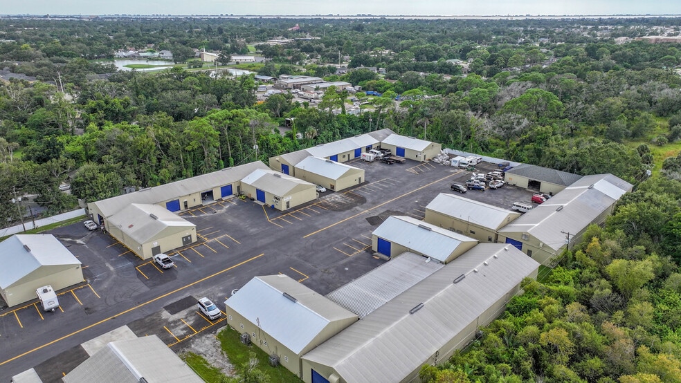 Primary Photo Of 6152 15th St E, Bradenton Warehouse For Lease