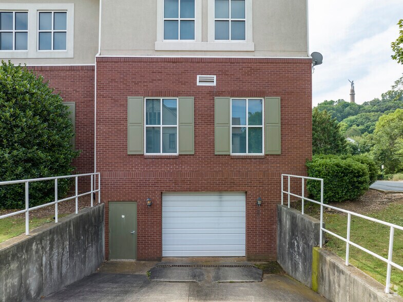More Photos Of 1500 19th St S, Birmingham Medical For Sale