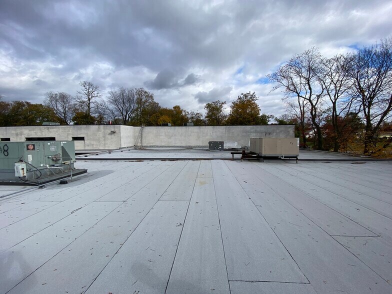 More Photos Of 1 Alexander Pl, Glen Cove Warehouse For Sale