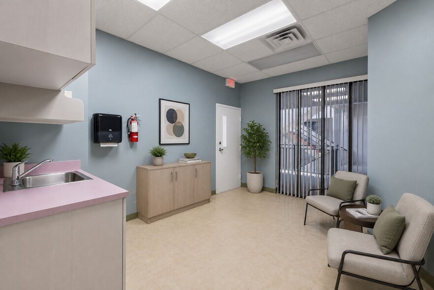 More Photos Of 900 SE Ocean Blvd, Stuart Medical For Sale