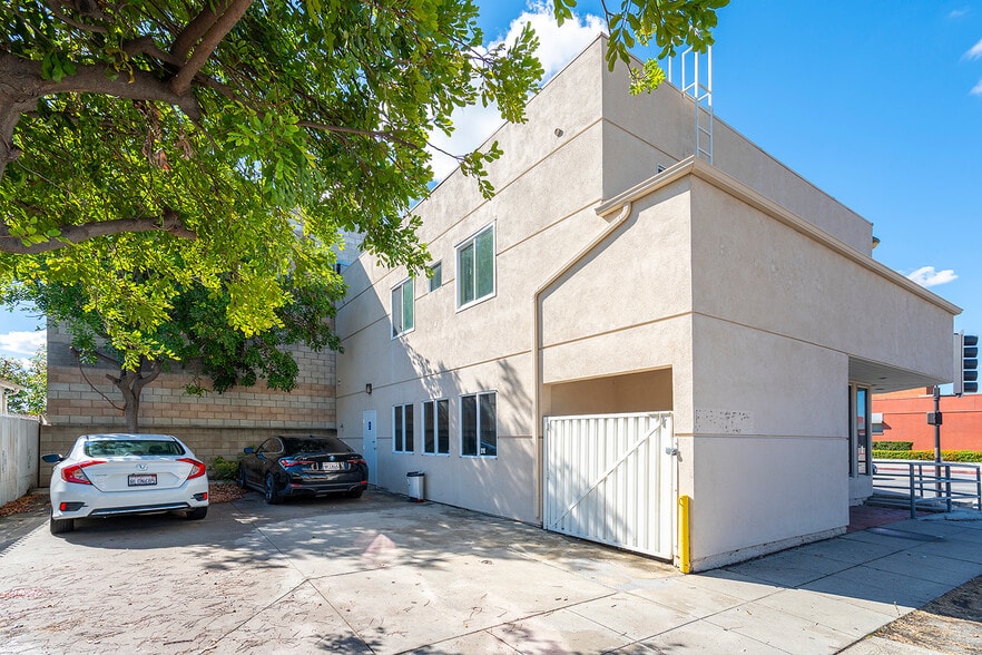 More Photos Of 1416 S San Gabriel Blvd, San Gabriel Office For Sale