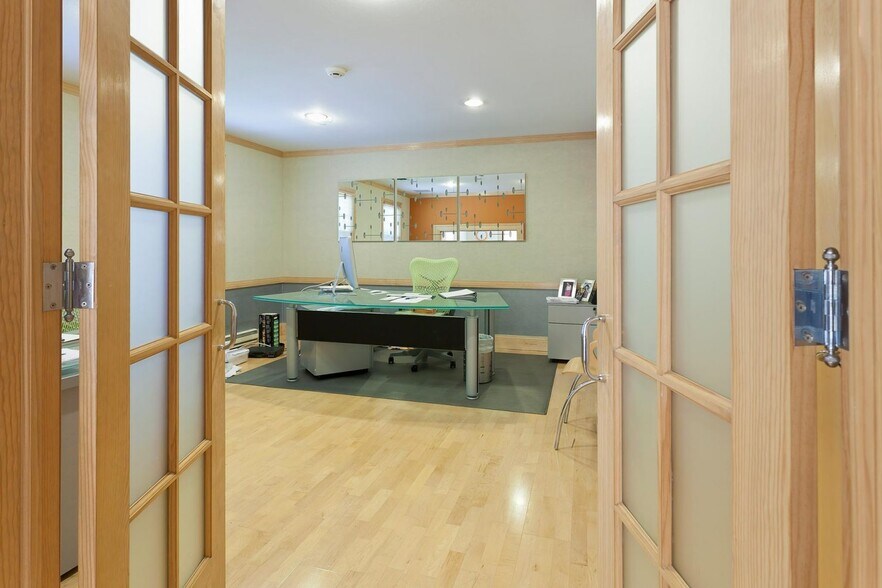 More Photos Of 181 Post Rd W, Westport Office For Lease