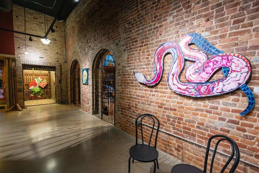 More Photos Of 120 W 2nd St, Taylor General Retail For Sale
