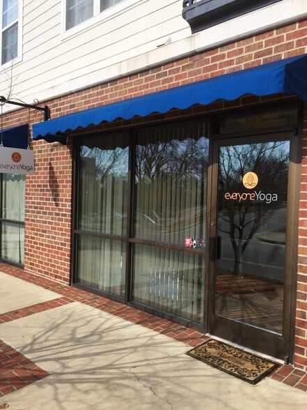 More Photos Of 1410 4th Street Dr NW, Hickory Office For Sale