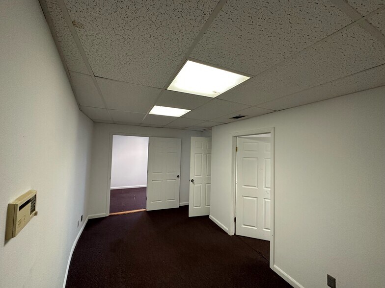 More Photos Of 690 Broadway, Massapequa Office For Lease
