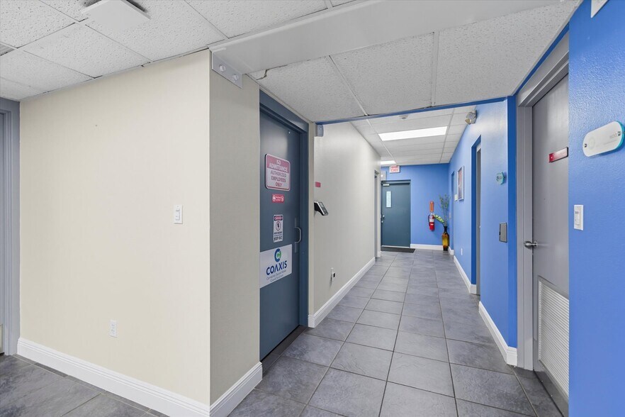 More Photos Of 1816 Old St Augustine Rd, Tallahassee Office For Sale