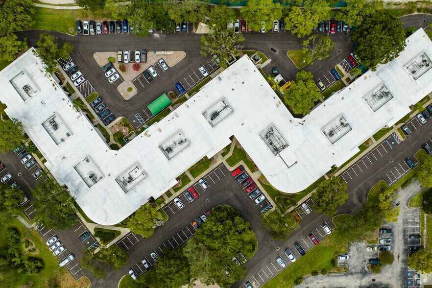 More Photos Of 8600 Hidden River Pky, Tampa Office For Lease