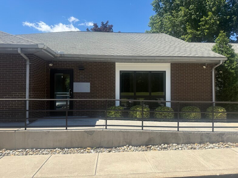 More Photos Of 1450 E Boot Rd, West Chester Medical For Sale