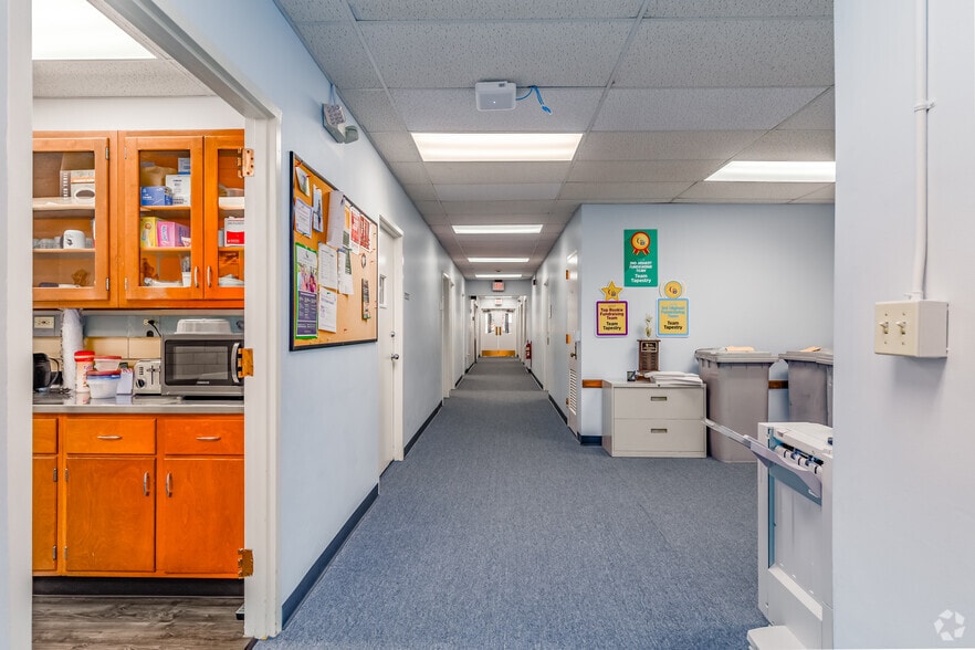 More Photos Of 5000 Letterkenny Rd, Chambersburg Office For Sale