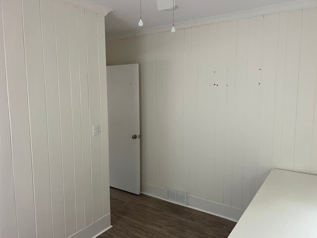 More Photos Of 636 Statesville Blvd, Salisbury Office For Sale
