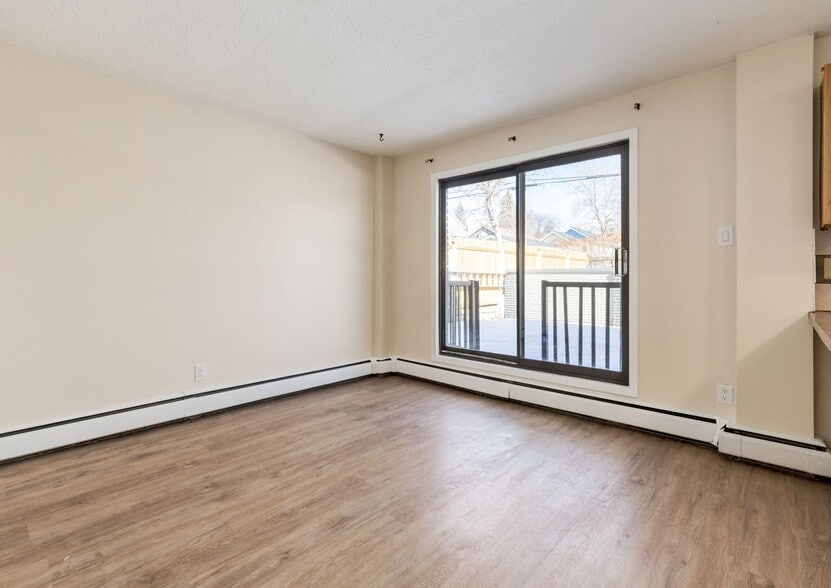 More Photos Of 120 29 Ave, Calgary Apartments For Sale