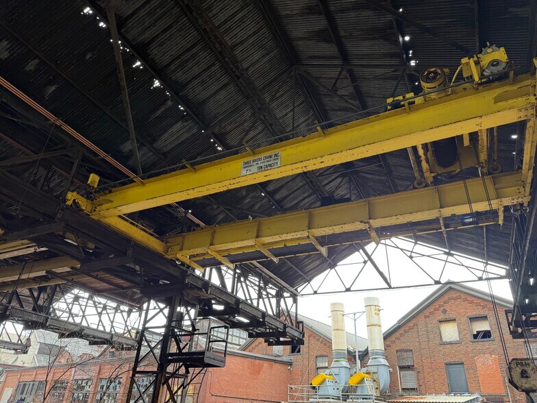 More Photos Of 14 Allegheny Ave, Glassport Manufacturing For Sale