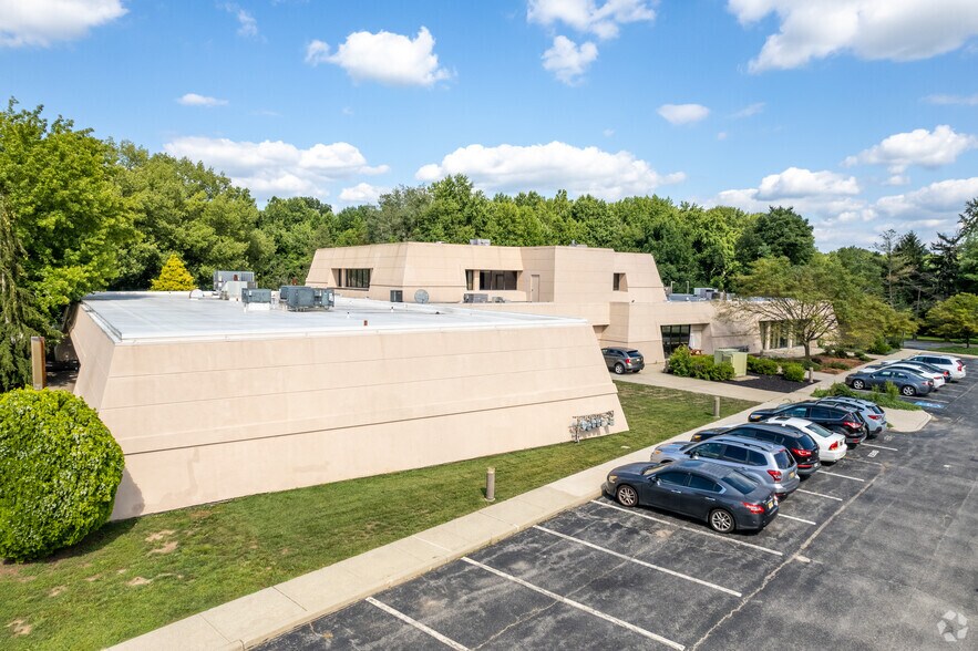 More Photos Of 390 N Broadway, Pennsville Medical For Sale