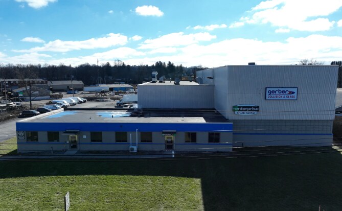 Primary Photo Of 5140 Commercial Dr, Yorkville Manufacturing For Sale