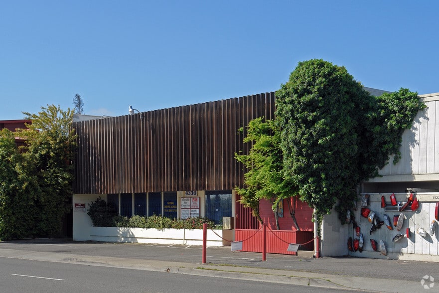 More Photos Of 4330 24th St, Sacramento Showroom For Sale