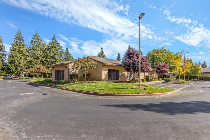 More Photos Of 1367 E Lassen Ave, Chico Office For Sale