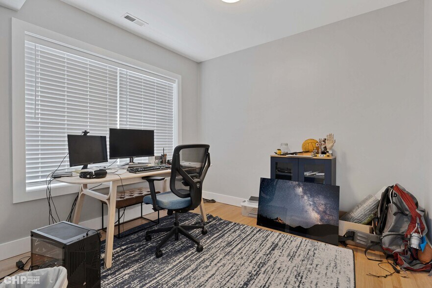 More Photos Of 7226 N Rogers Ave, Chicago Apartments For Sale