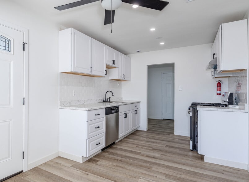 More Photos Of 4301 W Lilac Ave, Santa Ana Multifamily For Sale