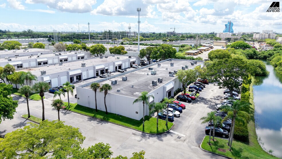 More Photos Of 4131 SW 47th Ave, Davie Flex For Lease