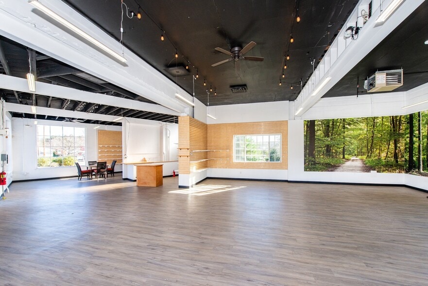 More Photos Of 1 W Main St, Chester Freestanding For Sale