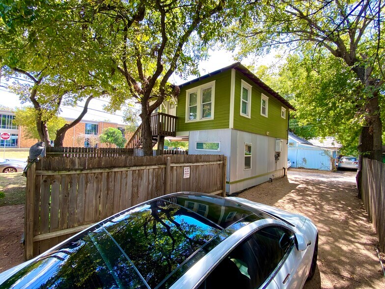 More Photos Of 78 San Marcos St, Austin Office Residential For Lease