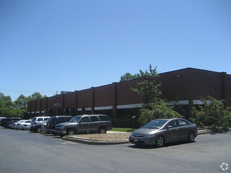 More Photos Of 2200 Smithtown Ave, Ronkonkoma Warehouse For Sale