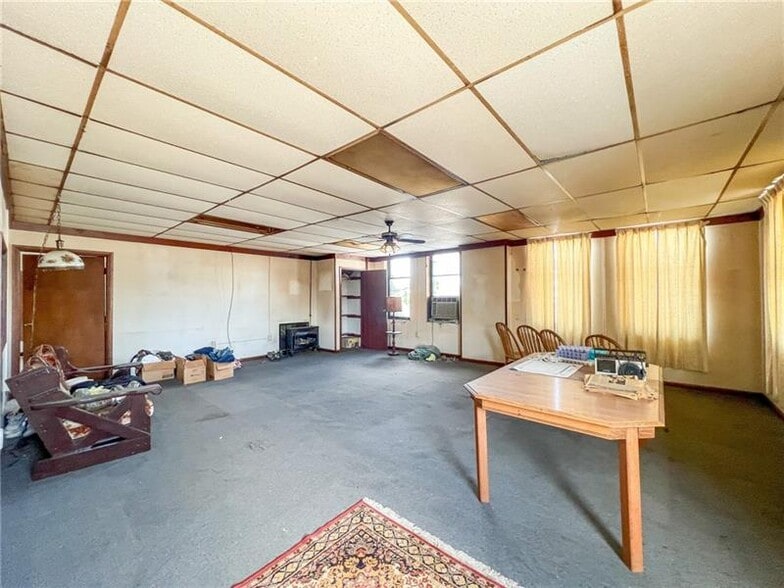 More Photos Of 119 E Wayne St, Butler Office Residential For Sale