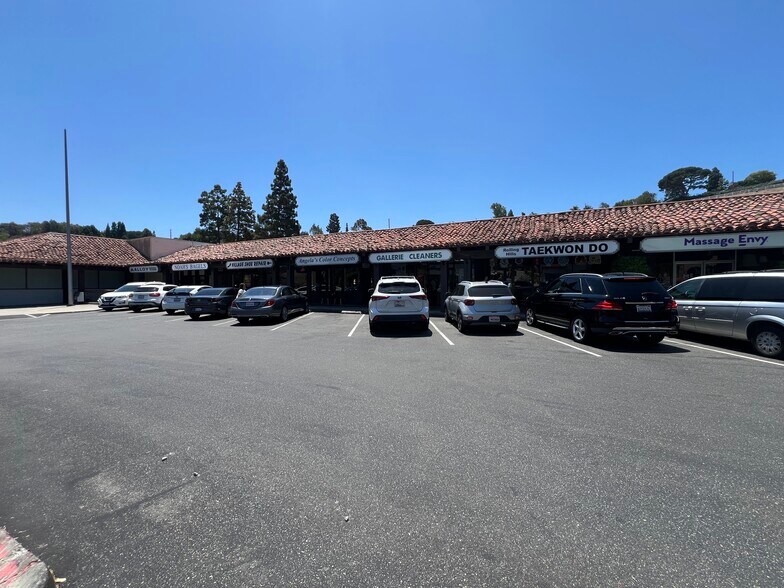 More Photos Of 811-897 Silver Spur Rd, Rolling Hills Estates Unknown For Lease