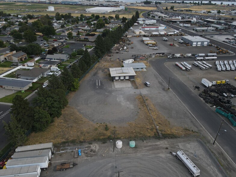 More Photos Of 423 S Idaho Ave, Pasco Warehouse For Lease