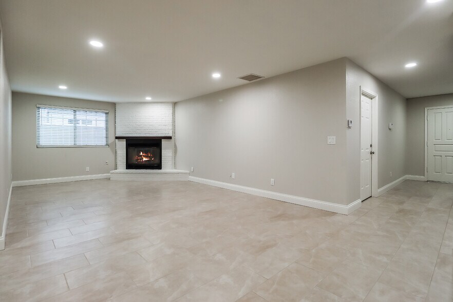 More Photos Of 233 N 3rd St, Port Hueneme Apartments For Sale