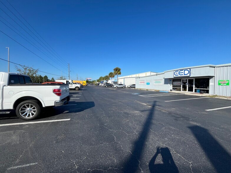 More Photos Of 16645 US Highway 19, Hudson Showroom For Sale