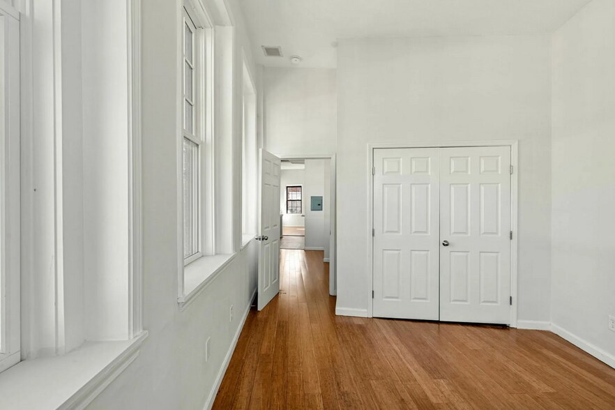 More Photos Of 62 Wingate St, Haverhill Apartments For Sale