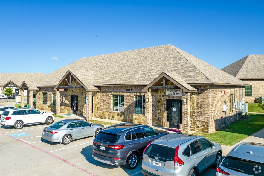 More Photos Of 9300 John Hickman Pky, Frisco Unknown For Lease