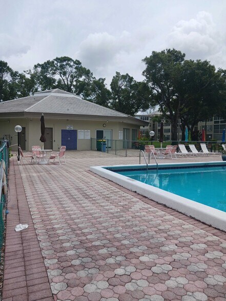 More Photos Of 2901 NW 48th Ave, Lauderdale Lakes Apartments For Sale