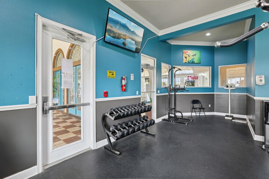 More Photos Of 136 Rosso Dr, Davenport Specialty For Sale