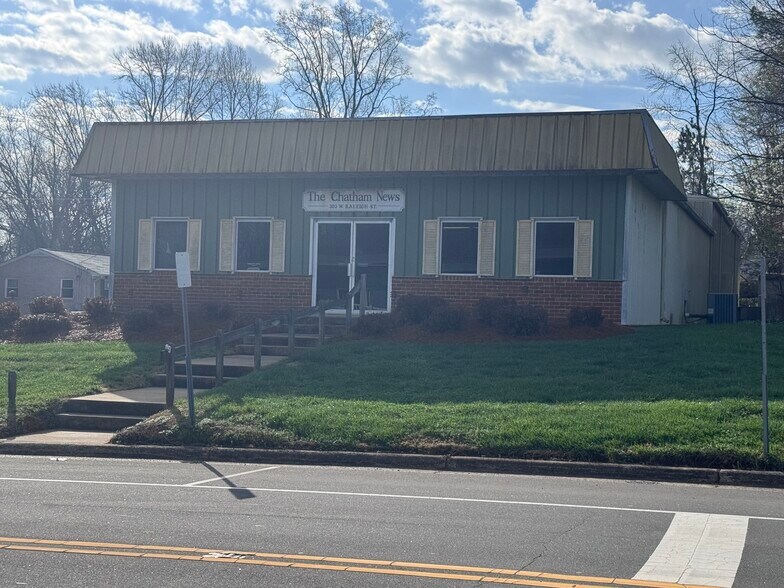 More Photos Of 303 W Raleigh St, Siler City Flex For Sale