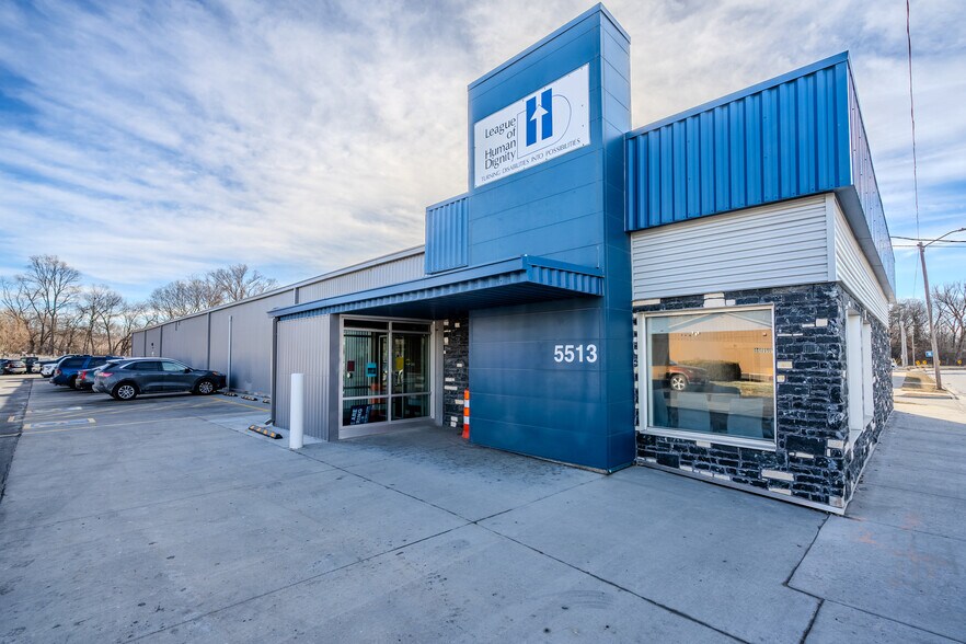 More Photos Of 5513 Center St, Omaha Loft Creative Space For Sale