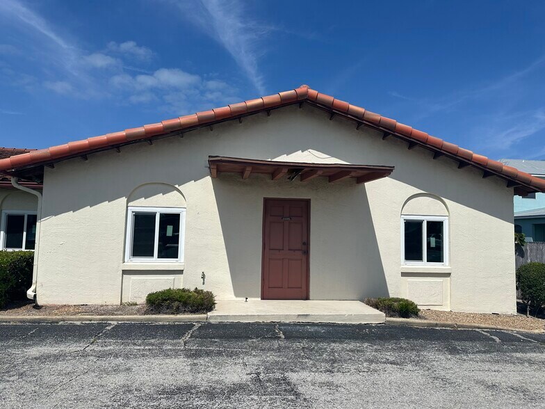 More Photos Of 465 Minutemen Cswy, Cocoa Beach Medical For Sale