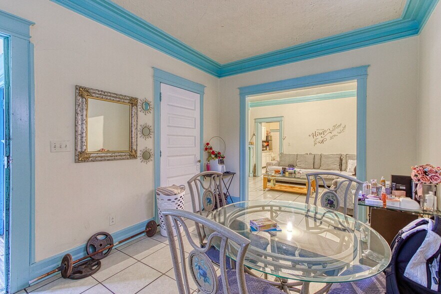 More Photos Of 423 W Grand Blvd, Detroit Apartments For Sale