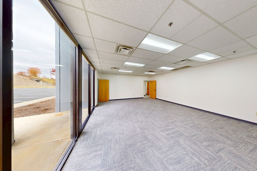 More Photos Of 4787 Stalwart Dr, Fairburn Warehouse For Lease