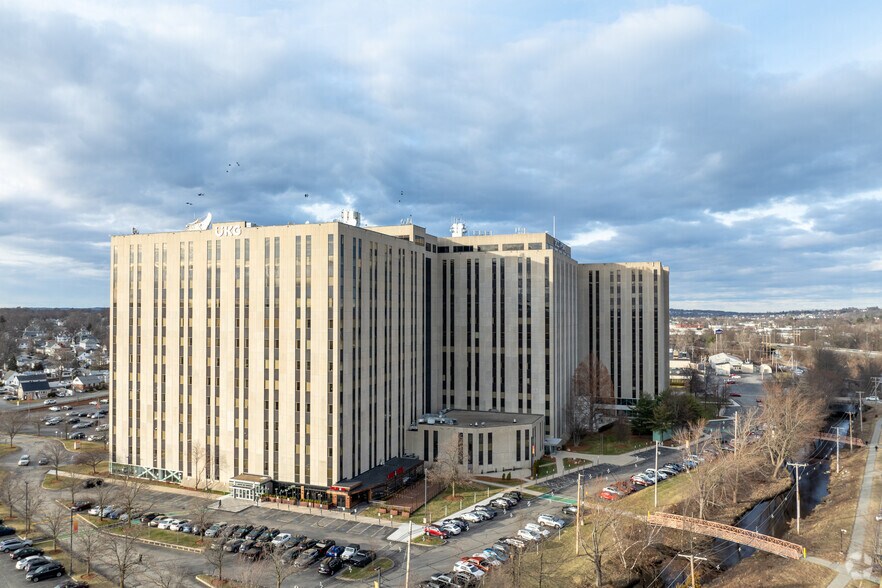 More Photos Of 900 Chelmsford St, Lowell Office For Lease
