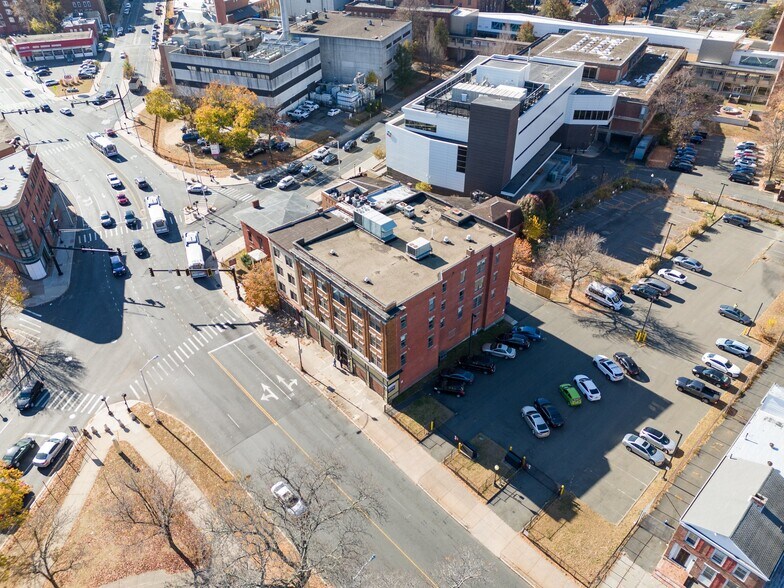 More Photos Of 19-25 Main St, Hartford Office Residential For Sale