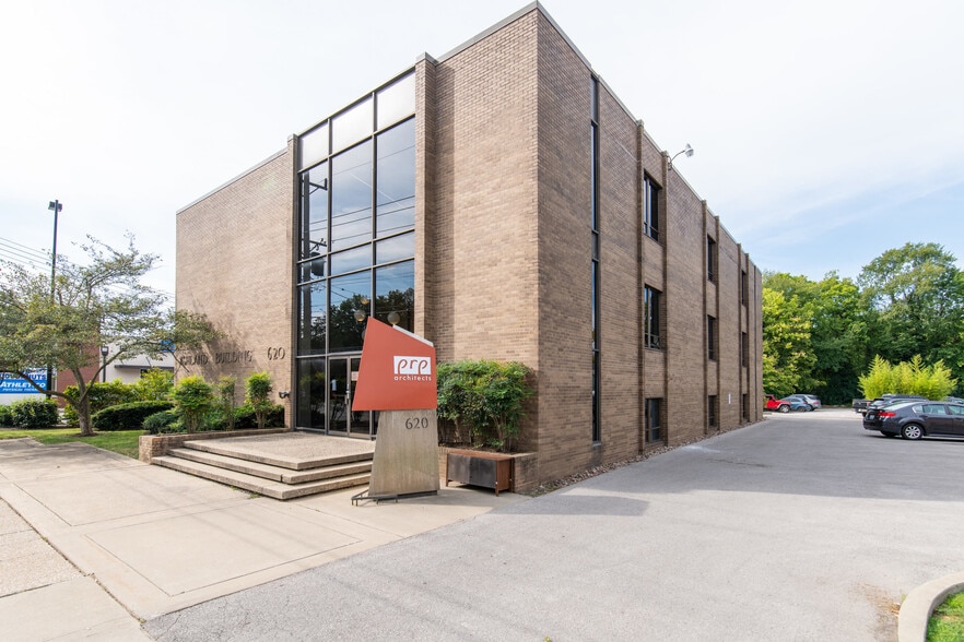 More Photos Of 620 Euclid Ave, Lexington Office For Sale