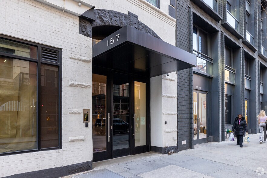 More Photos Of 157 W 18th St, New York Office For Lease